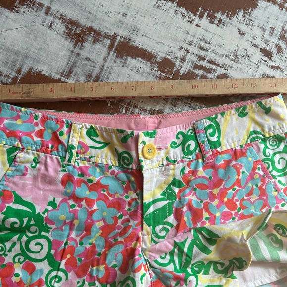 Lilly Pulitzer Mariposa Floral Print Buttercup Scalloped Shorts 00 Resort - Picture 7 of 10